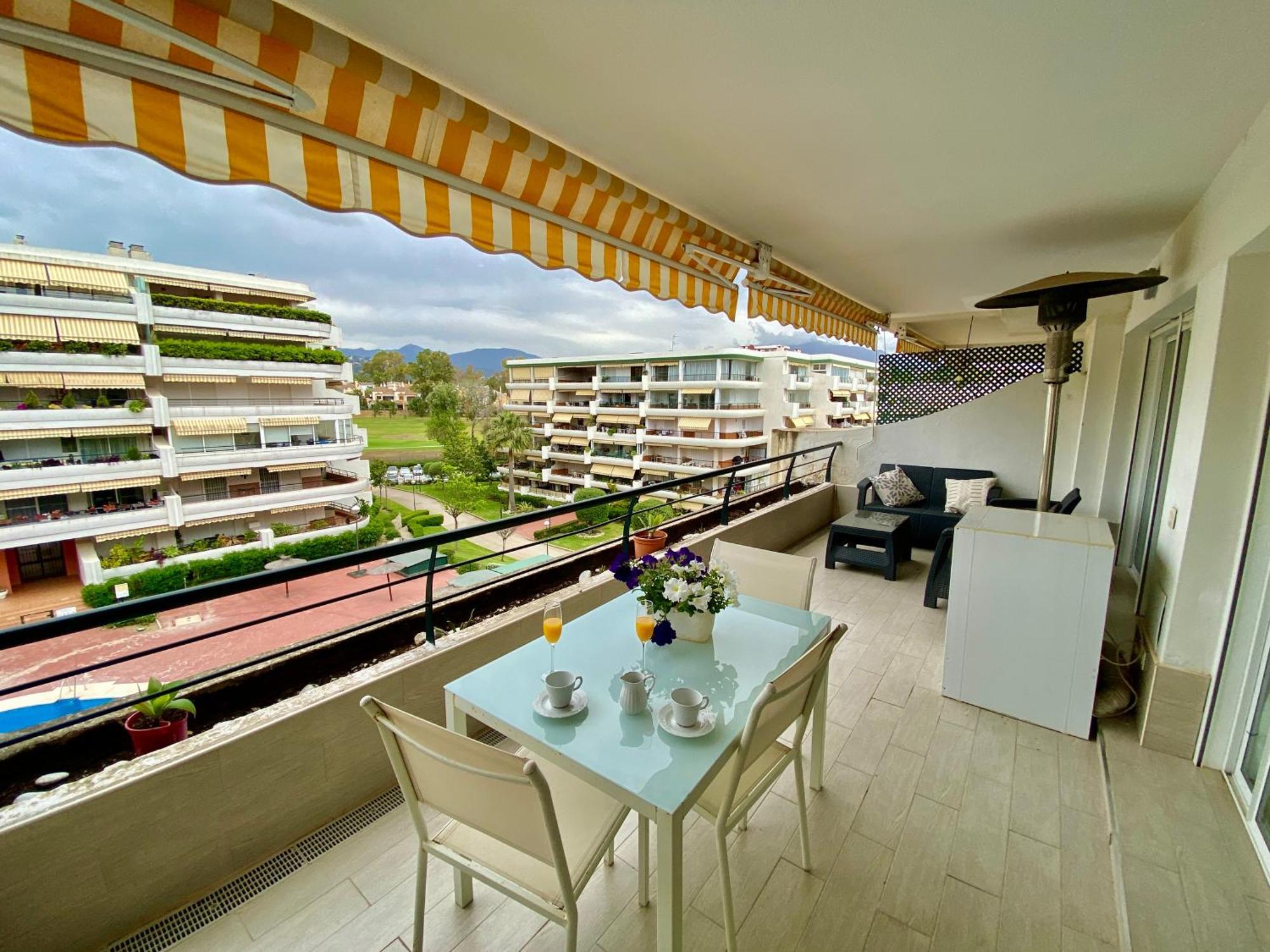 Apartamento Con Vistas Y Terraza En Guadalmina Mad Marbella Exterior foto